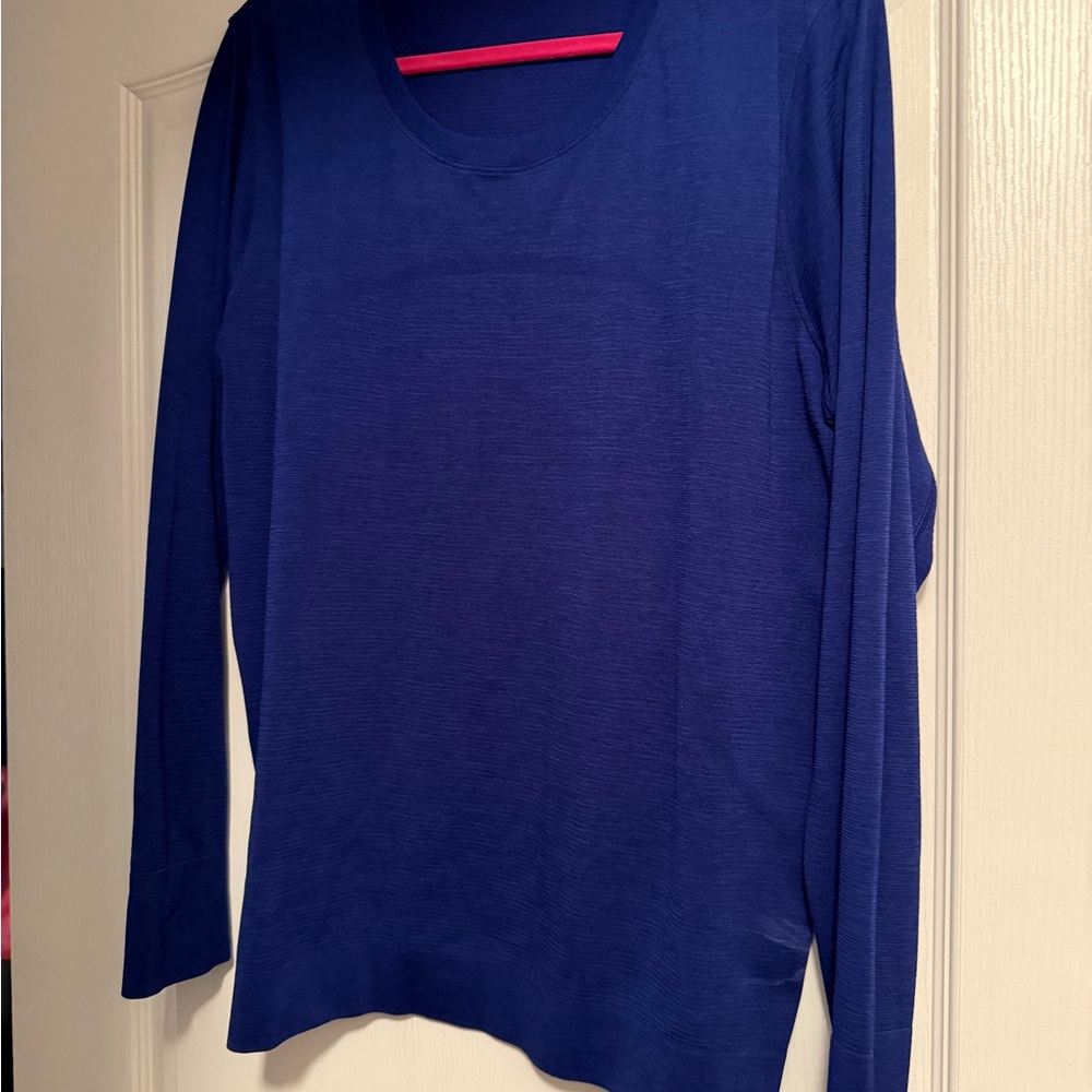 Lululemon Athletica Blue Long Sleeve Tee